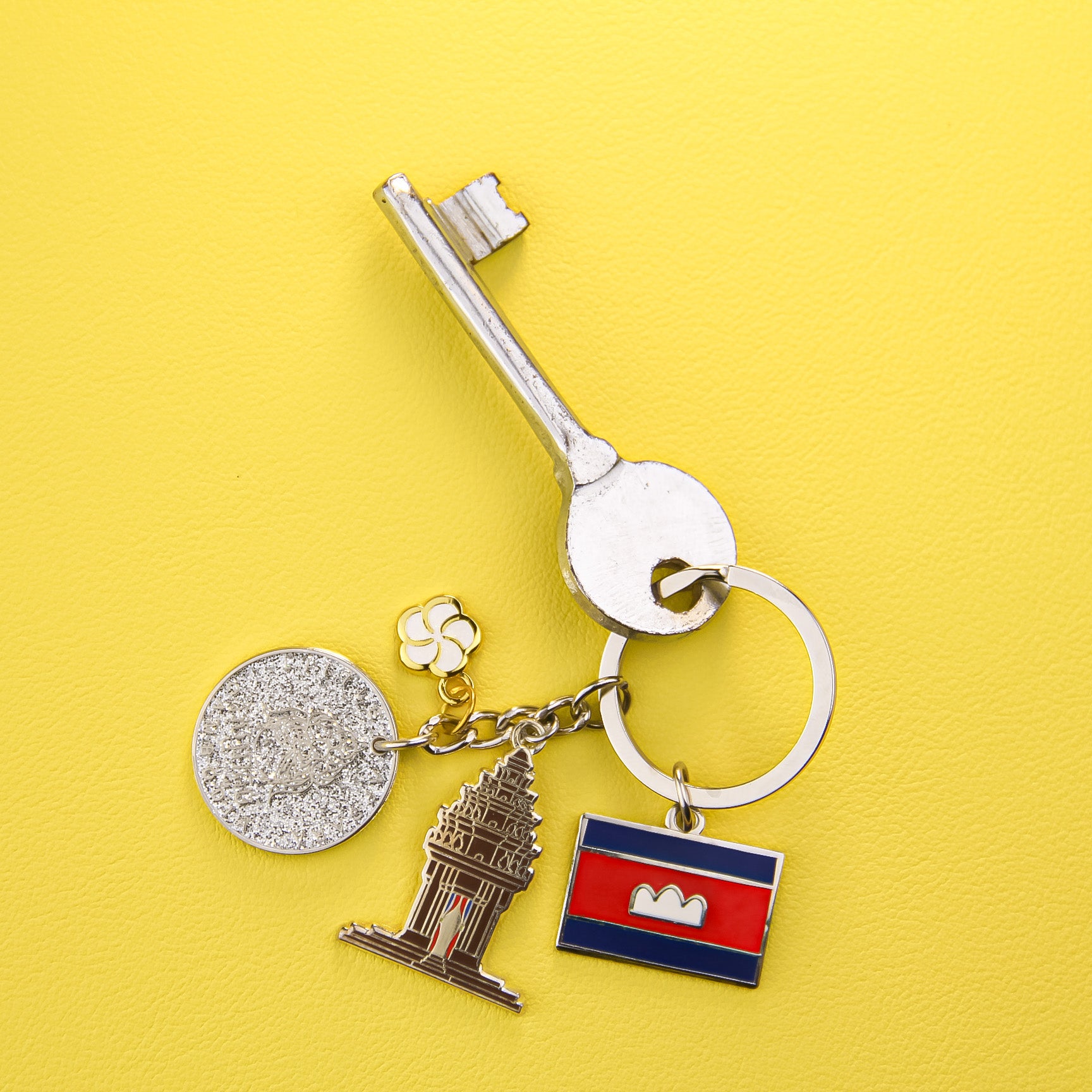Metal Keychain Independent Monumnent